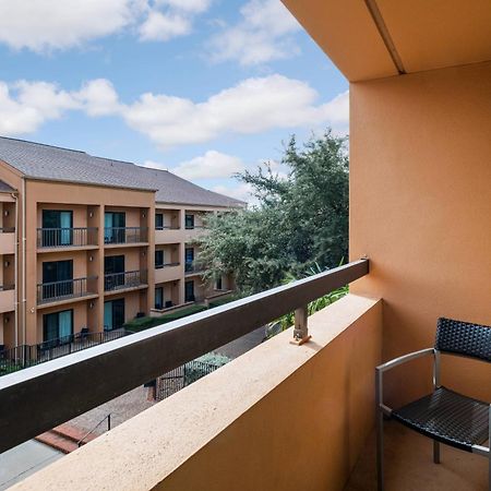 Courtyard By Marriott San Antonio Medical Center Hotel Екстериор снимка