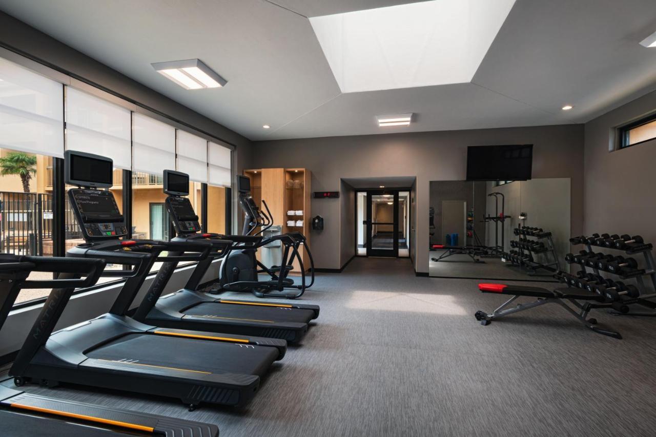 Courtyard By Marriott San Antonio Medical Center Hotel Екстериор снимка