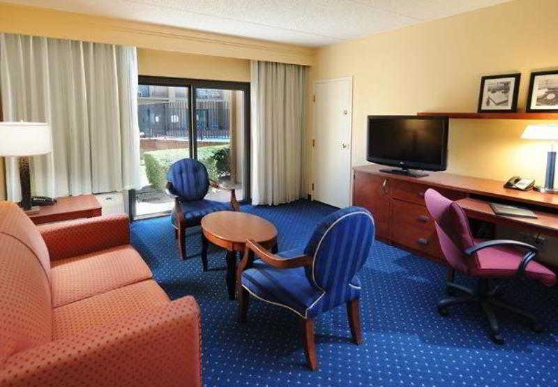 Courtyard By Marriott San Antonio Medical Center Hotel Екстериор снимка
