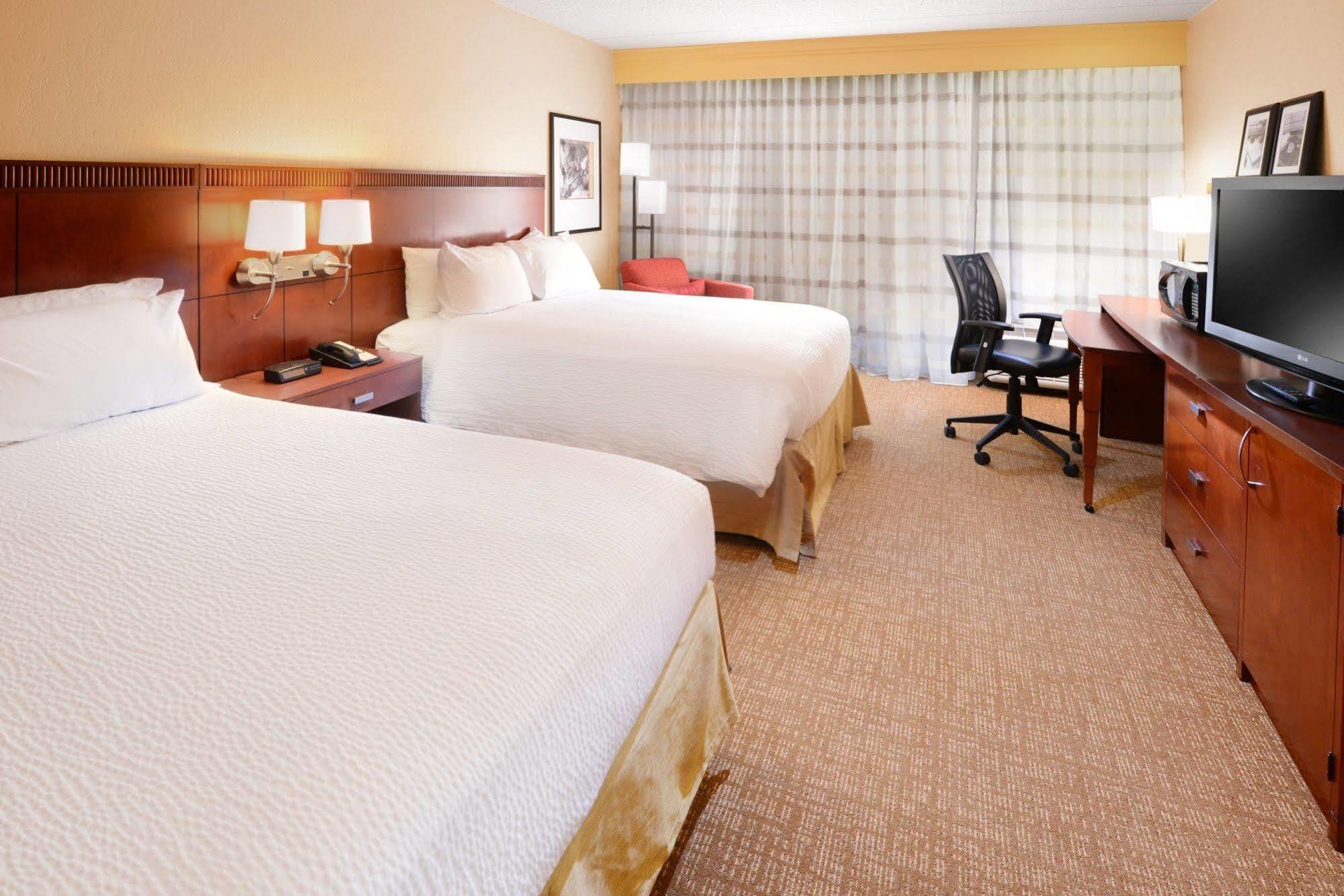 Courtyard By Marriott San Antonio Medical Center Hotel Екстериор снимка
